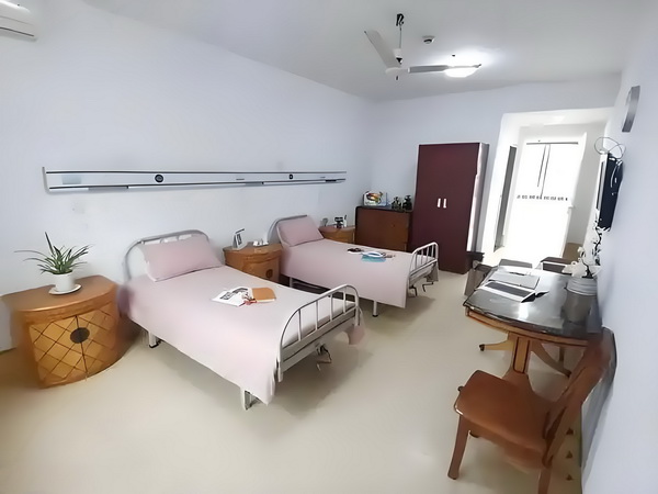在深圳入户口需要什么条件_程潇曾确诊精神疾病与梁朝伟传闻早真相大白 