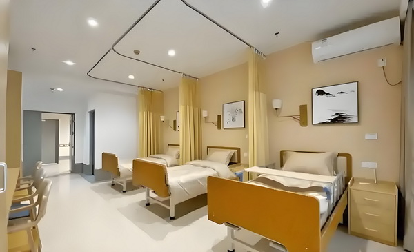 深圳落户办理服务_阿娇一个人独居北京3居室，自称比香港要便宜 美海装留了还保军涂